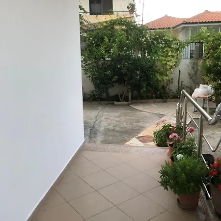 Apartment For Rent Durres